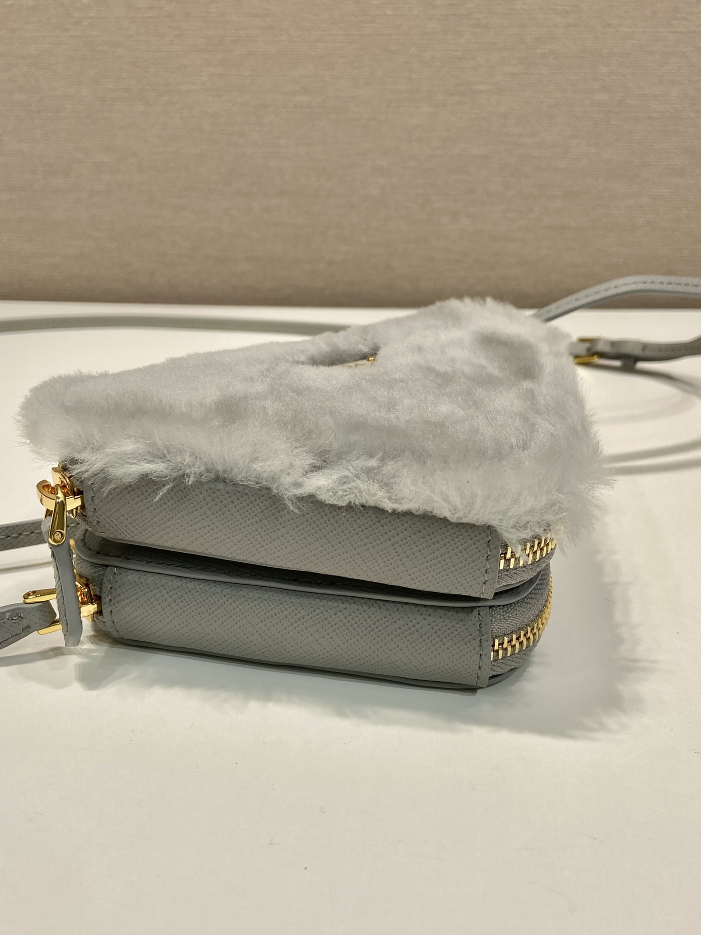 Bagsaaa Pra*a Shearling and Saffiano leather mini-pouch grey - 15x10x5cm