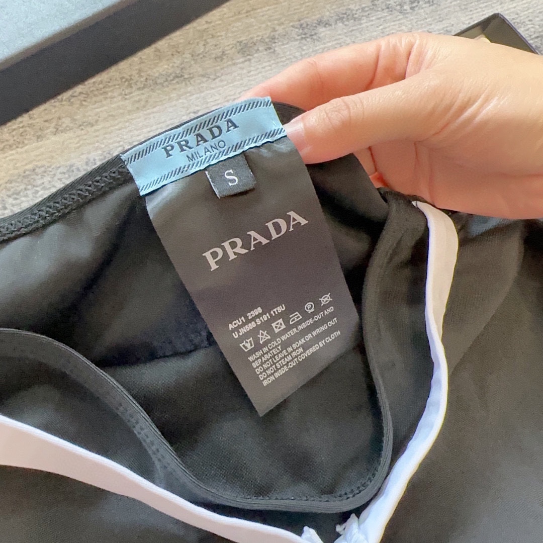 Bagsaaa Pra*a Bikini Black