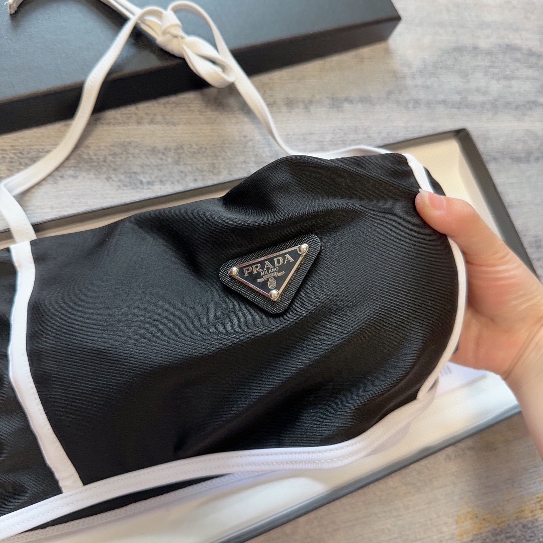 Bagsaaa Pra*a Bikini Black