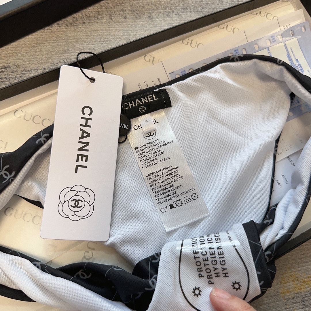 Bagsaaa Ch**el CC Black Bikini