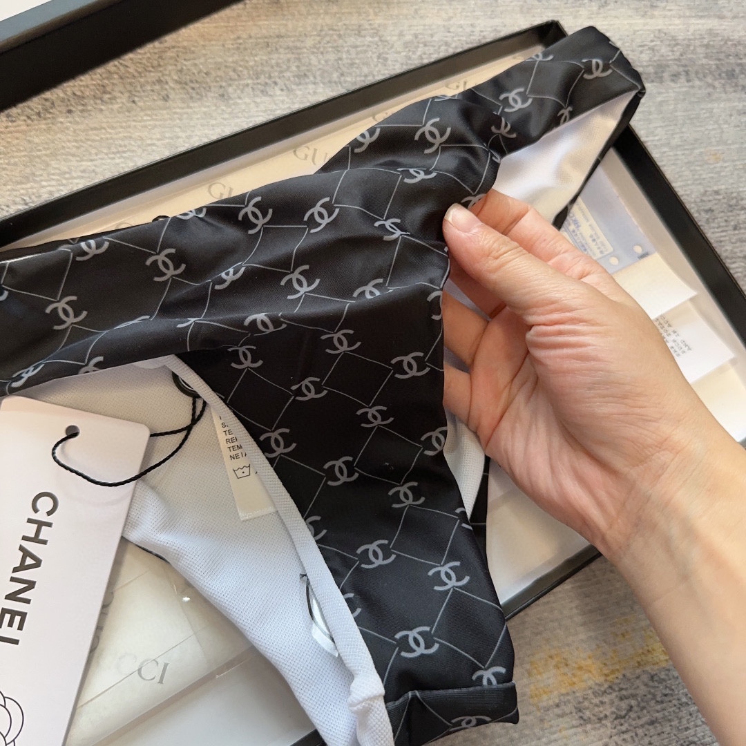 Bagsaaa Ch**el CC Black Bikini