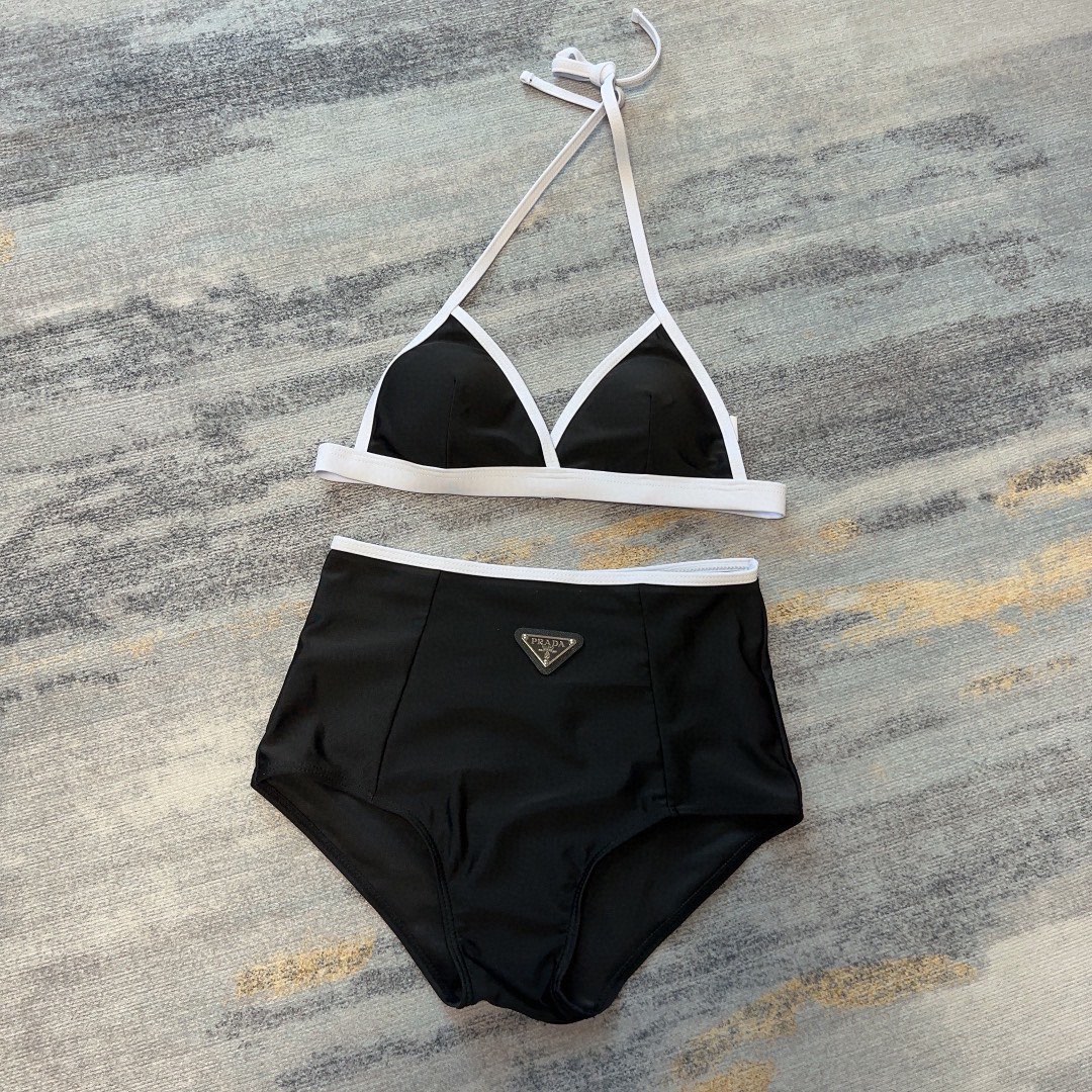 Bagsaaa Pra*a Bikini 