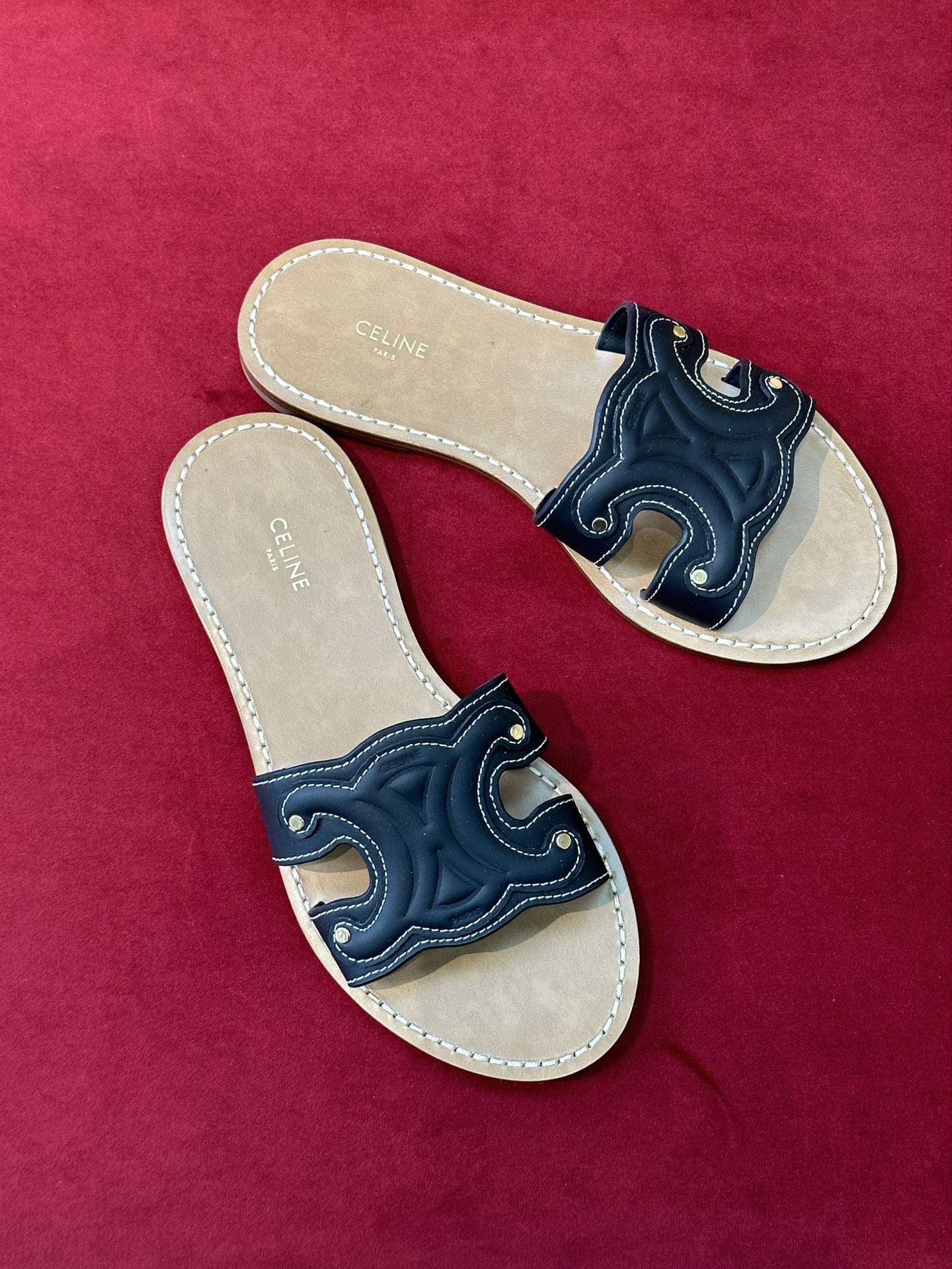Bagsaaa Ce1i*e Black Leather Slides