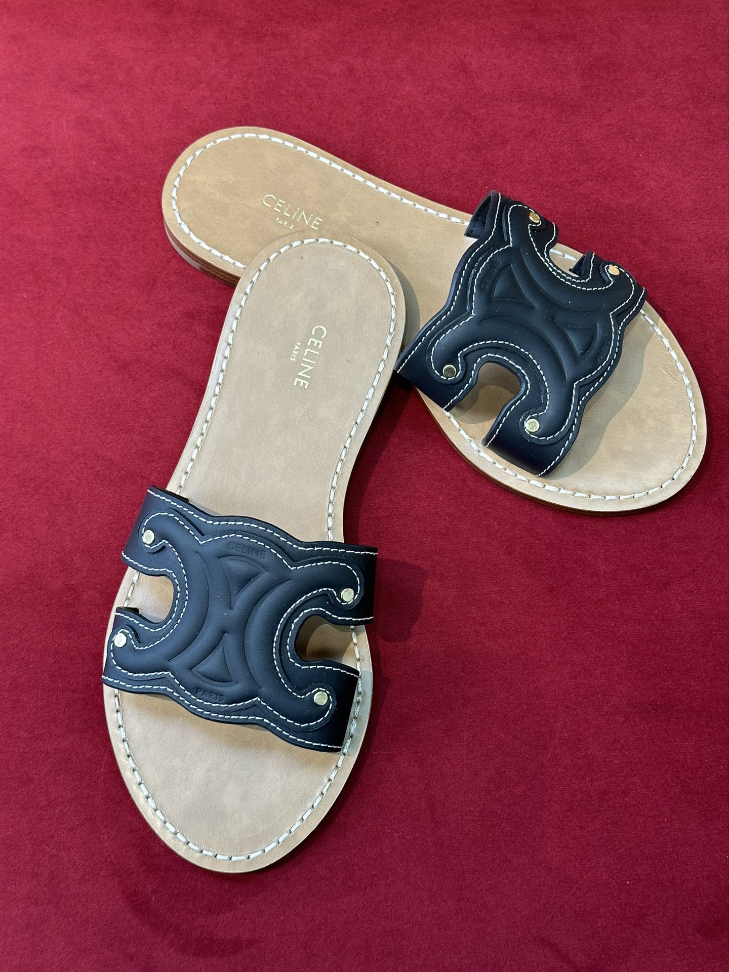 Bagsaaa Ce1i*e Black Leather Slides