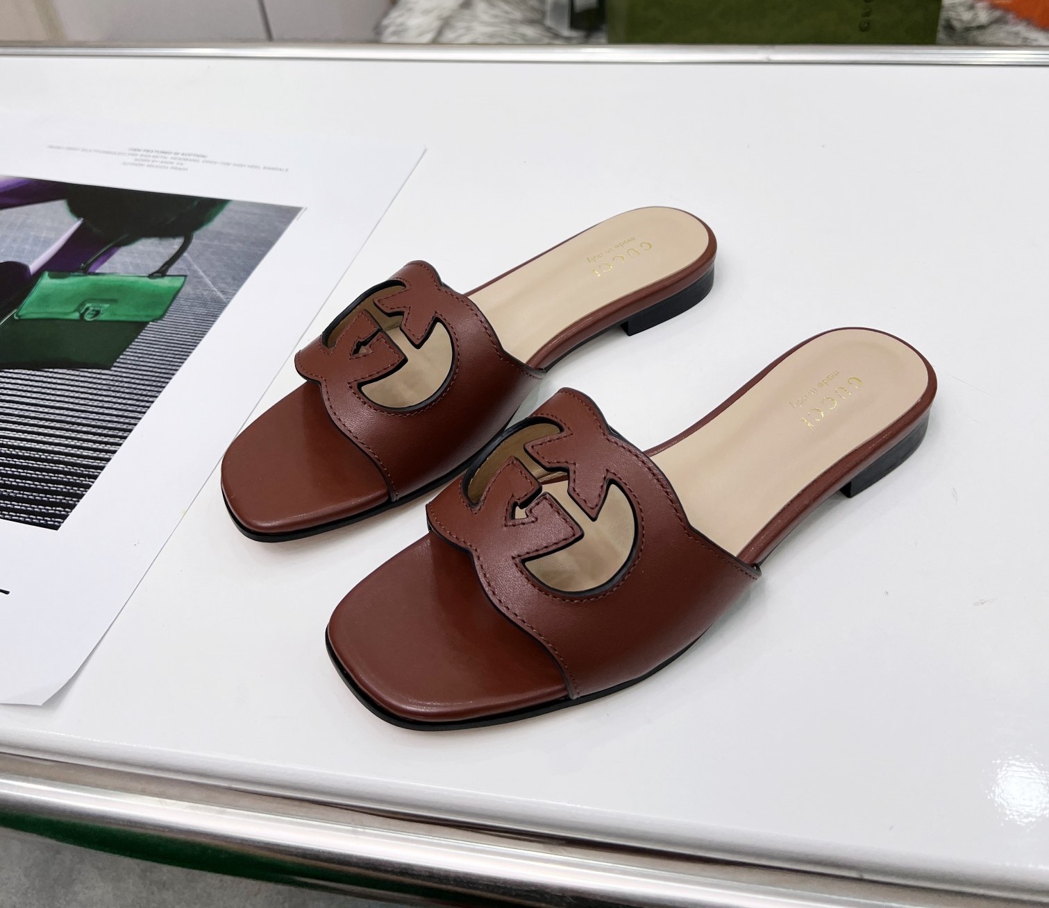 Bagsaaa Gvc*1 Women's Interlocking G cut-out slide sandal dark brown
