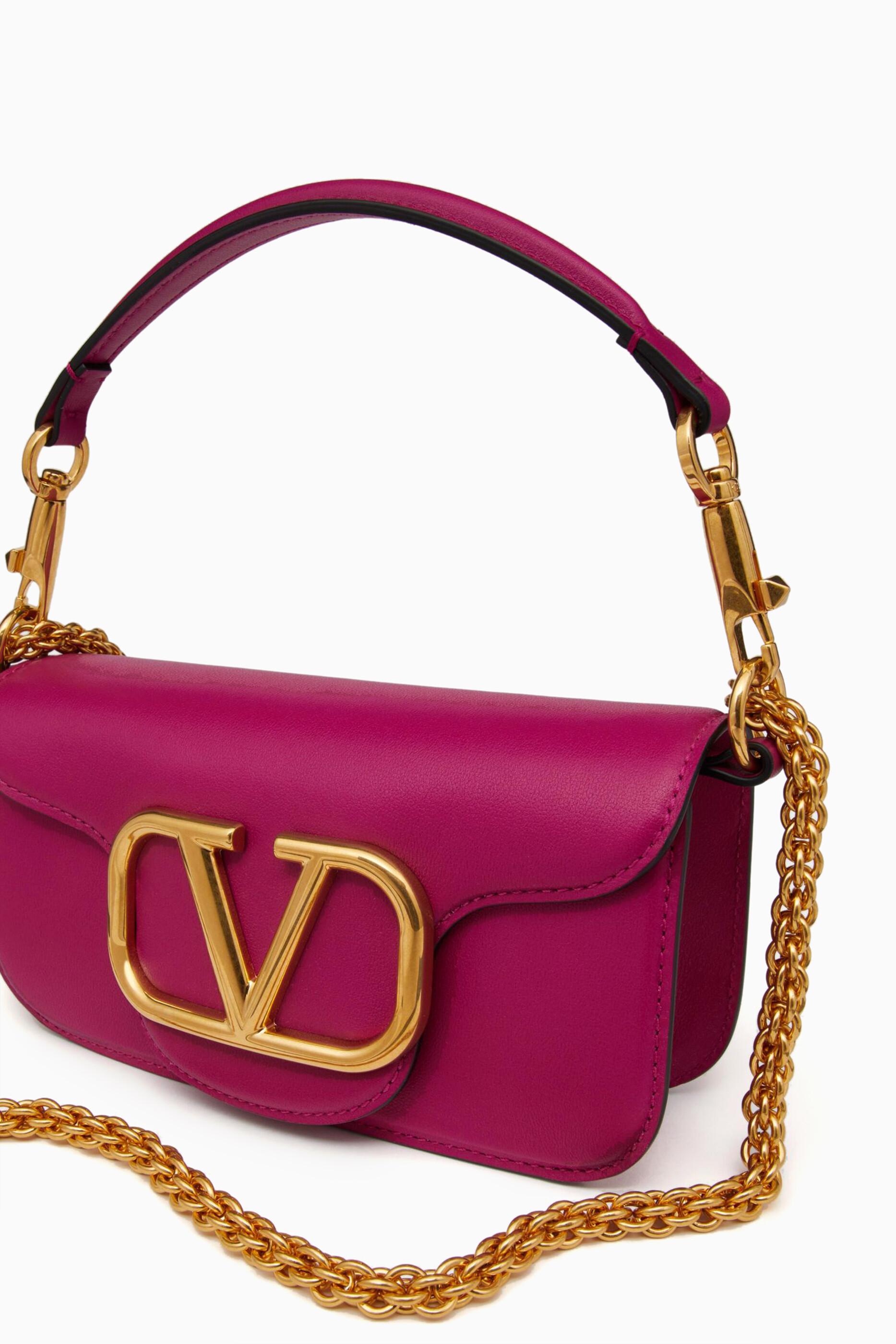 Bagsaaa Va1e*ntin0 Garavani Locò Small Shoulder Bag in darrk pink Leather 20 x 11 x 5 cm