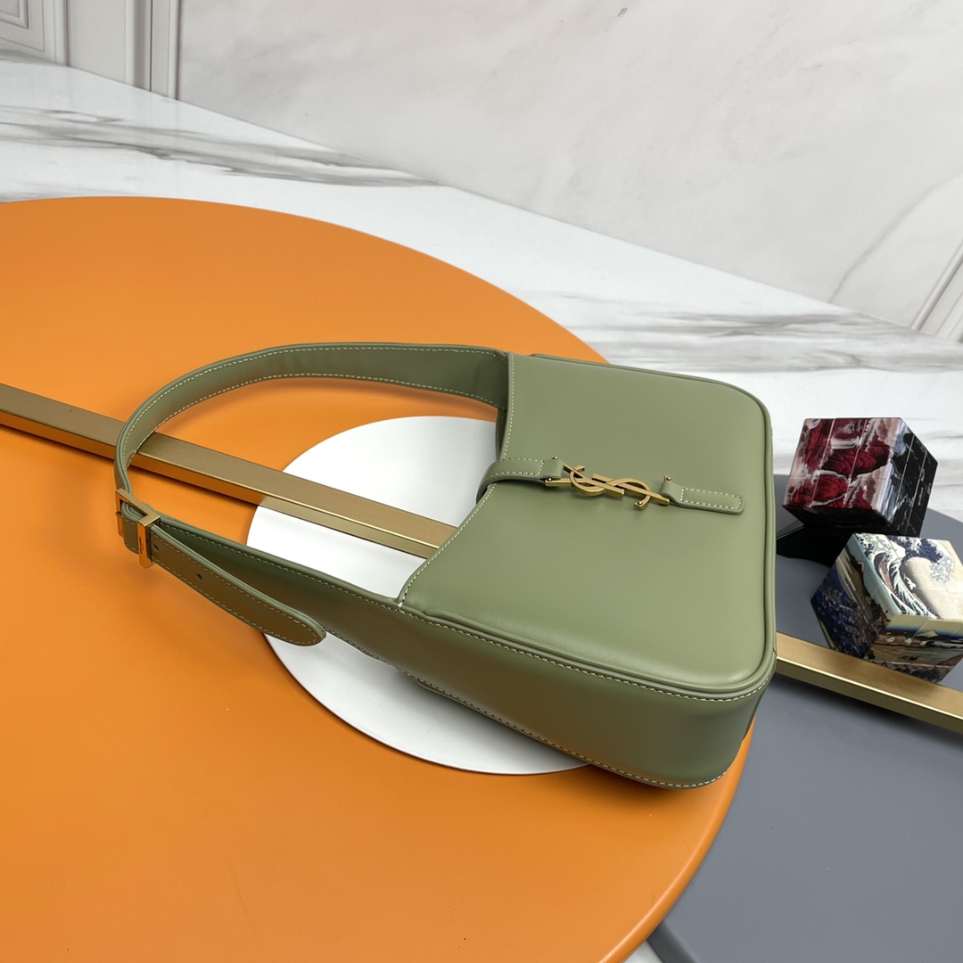 Bagsaaa Y51 LE 5 À 7 in light green smooth leather - 23 X 16 X 6,5 CM