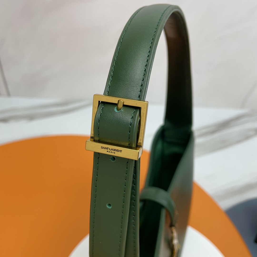 Bagsaaa Y51 LE 5 À 7 in green smooth leather - 23 X 16 X 6,5 CM