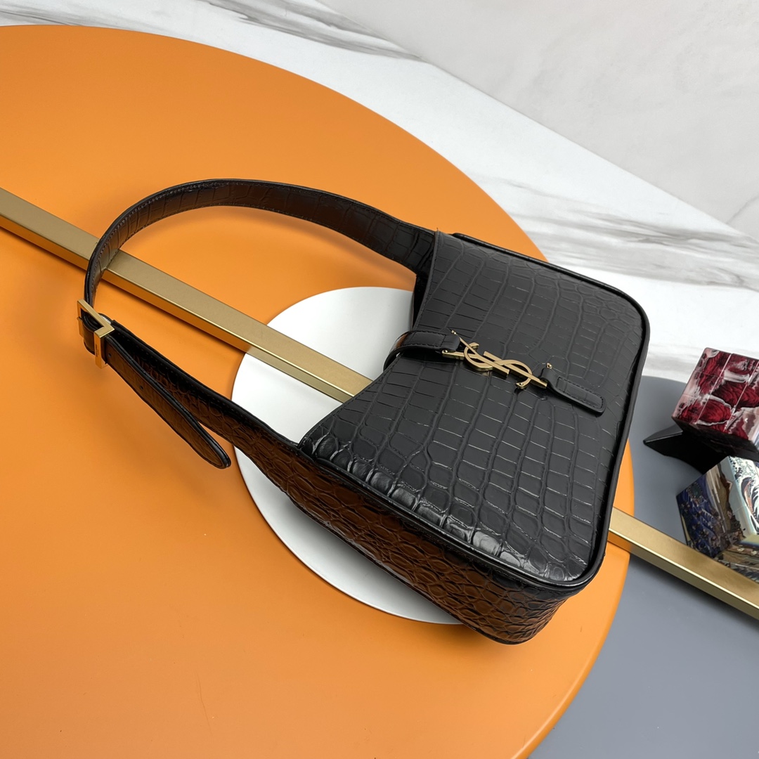 Bagsaaa Y51 LE 5 À 7 in black crocodile embossed leather - 23 X 16 X 6,5 CM