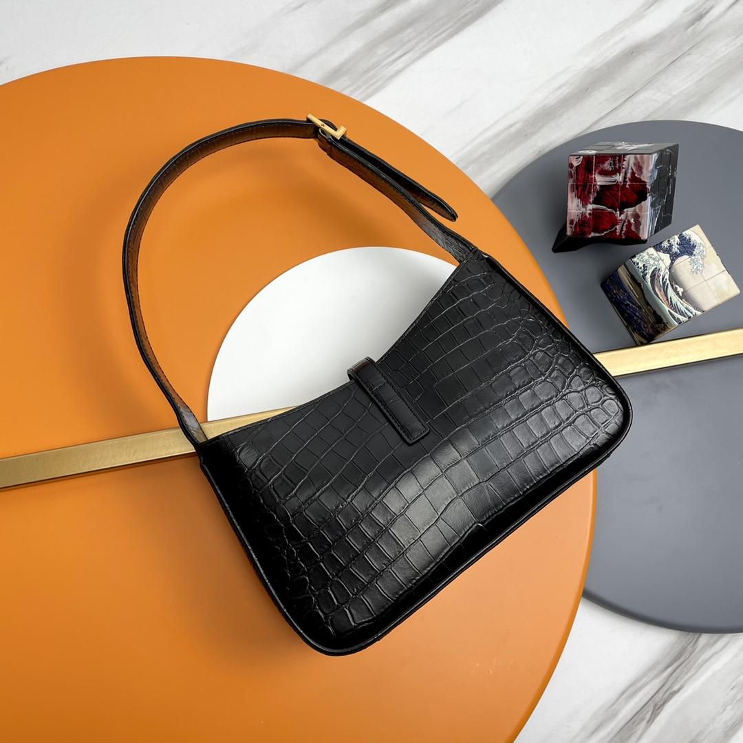 Bagsaaa Y51 LE 5 À 7 in black crocodile embossed leather - 23 X 16 X 6,5 CM