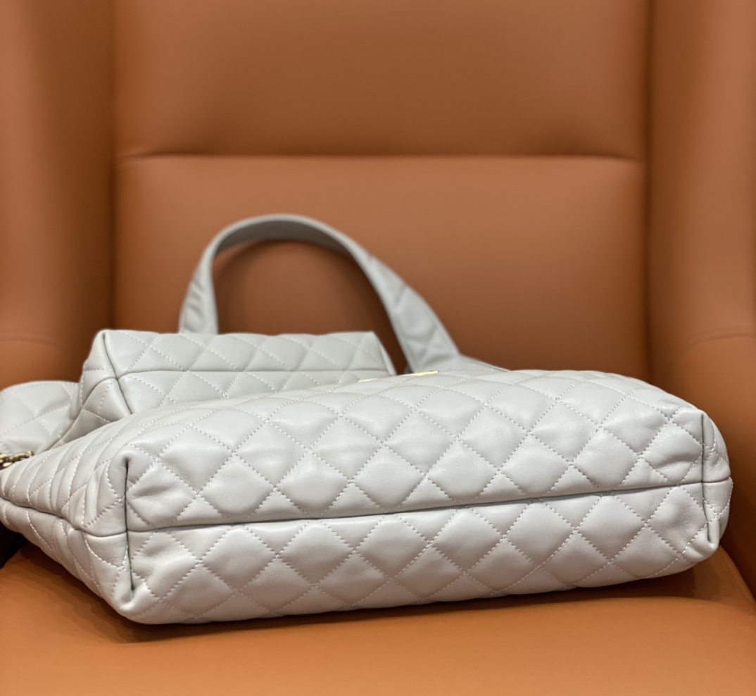 Bagsaaa Y51 ICARE TOTE white