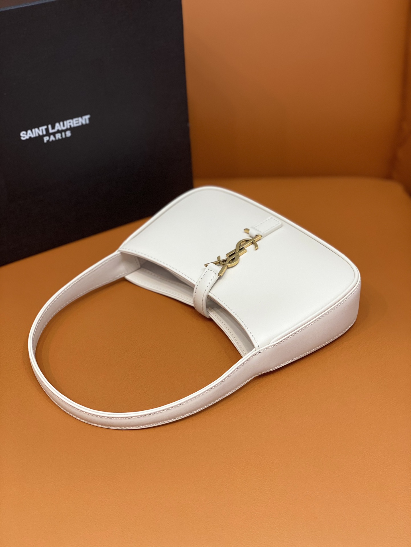 Bagsaaa Y51 LE 5 À 7 Mini in white smooth leather - 19x11.5x4.5cm