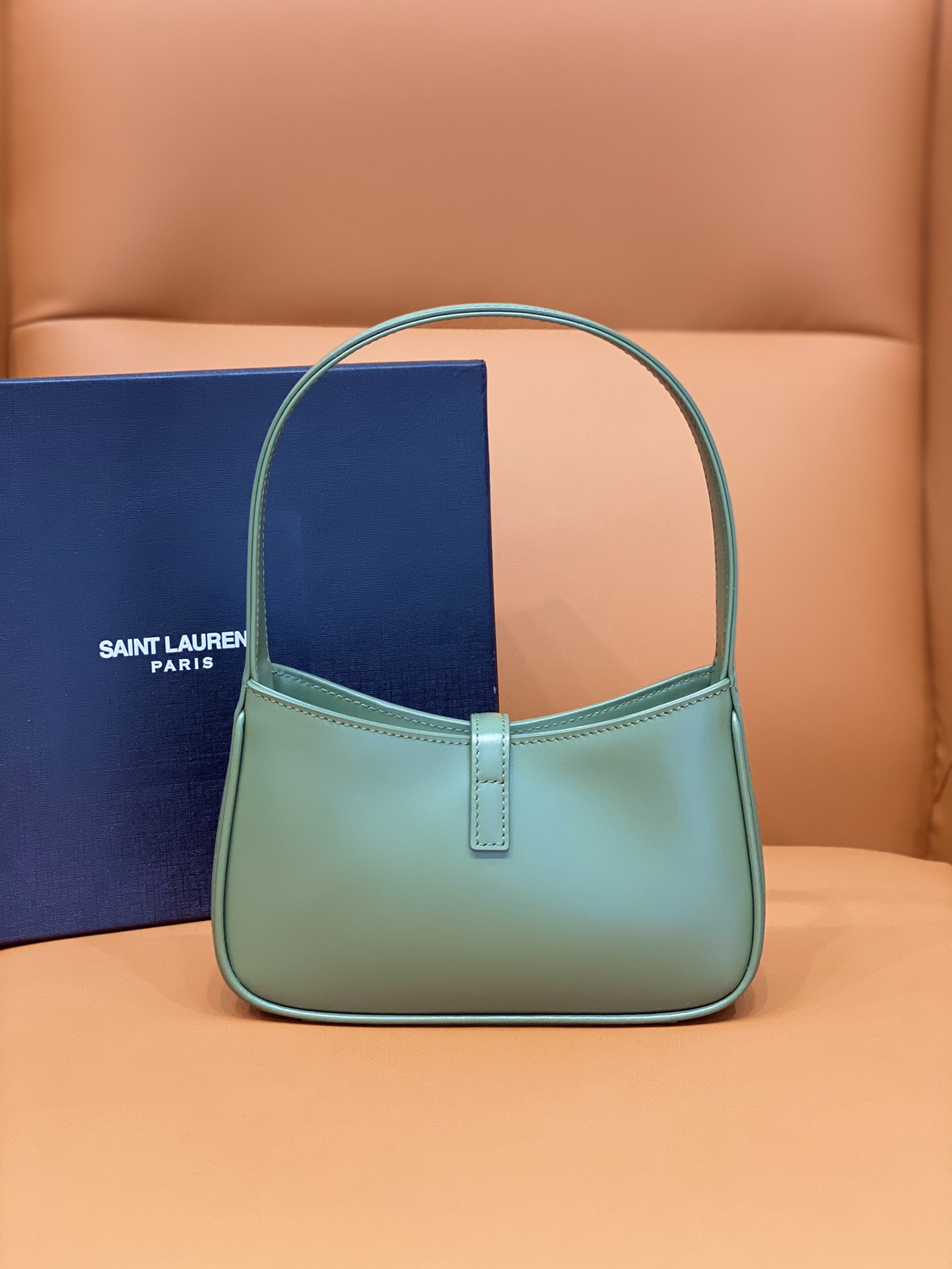 Bagsaaa Y51 LE 5 À 7 Mini in green smooth leather - 19x11.5x4.5cm