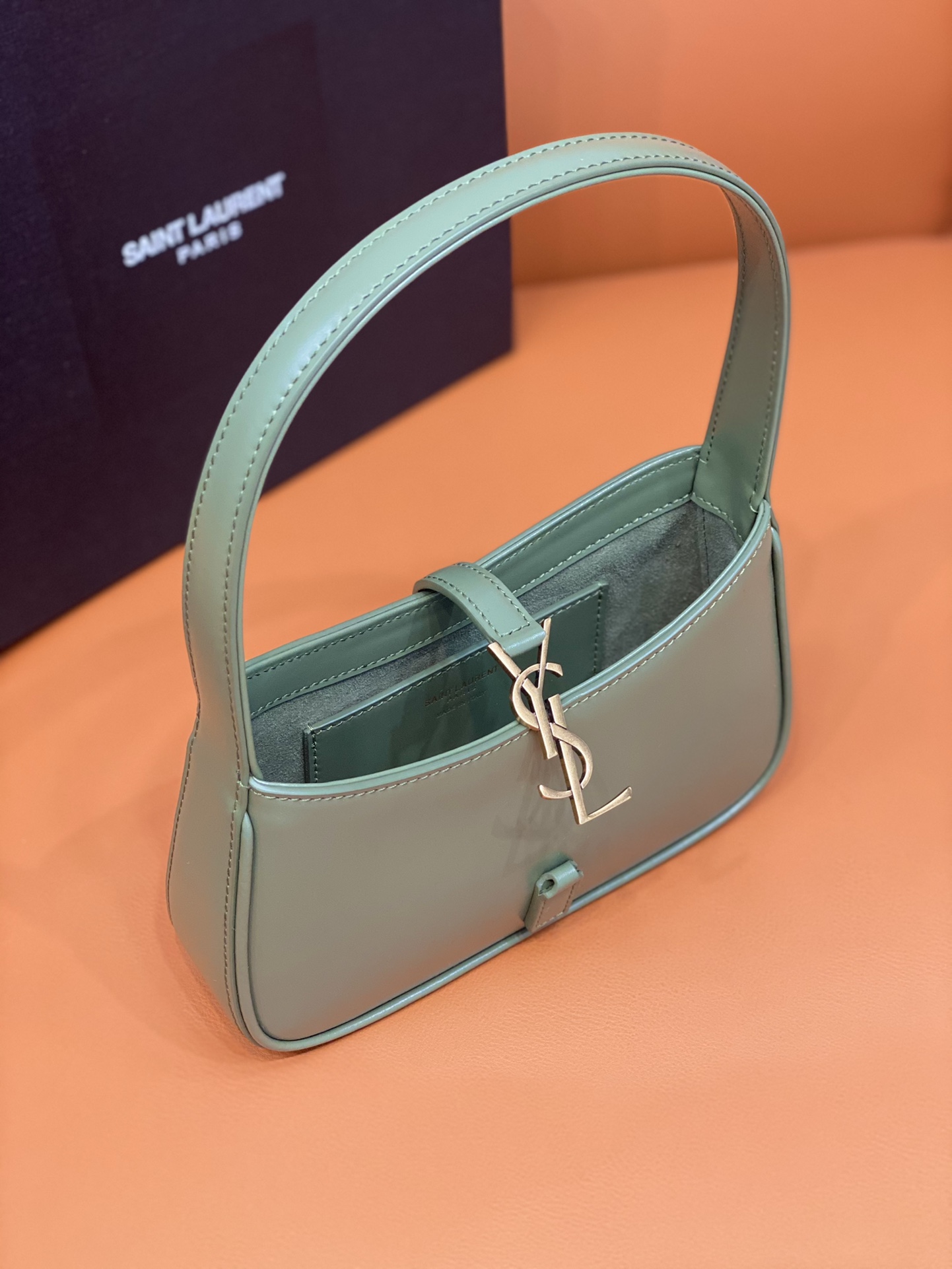 Bagsaaa Y51 LE 5 À 7 Mini in green smooth leather - 19x11.5x4.5cm