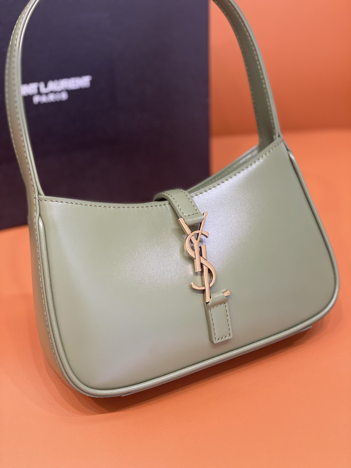 Bagsaaa Y51 LE 5 À 7 Mini in green smooth leather - 19x11.5x4.5cm