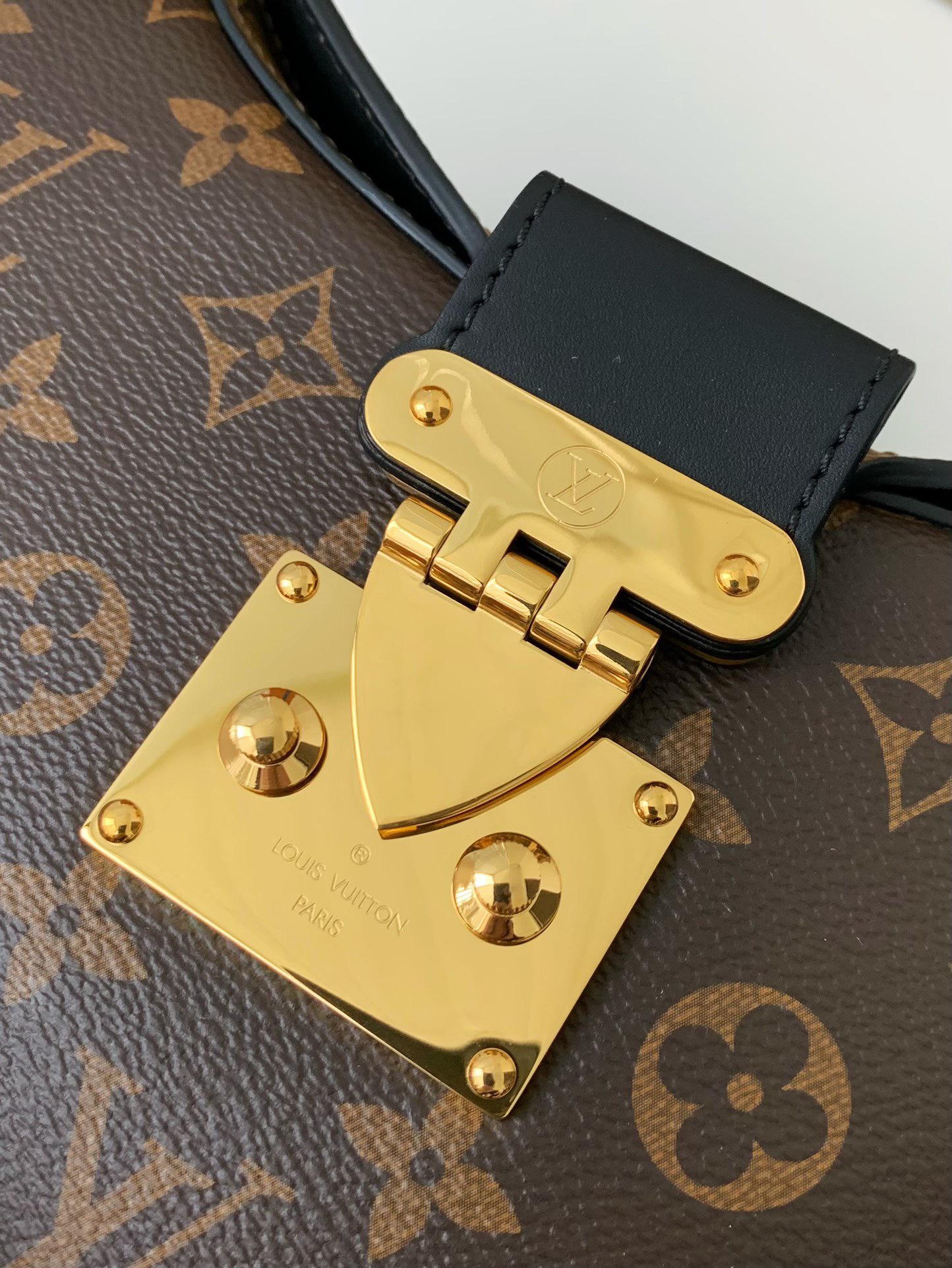 Bagsaaa L0vis Vvtt0n Twinny - 29 x 19 x 9 cm