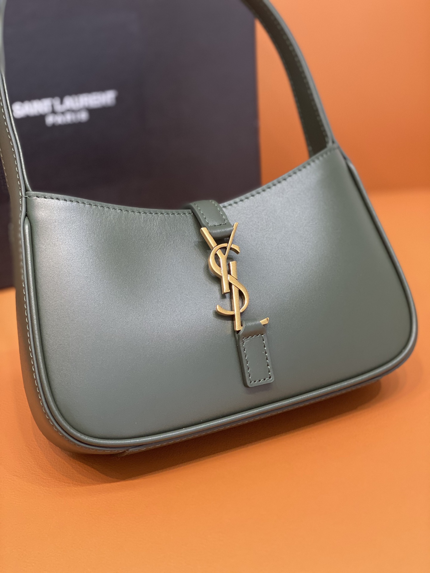 Bagsaaa Y51 LE 5 À 7 Mini in dark green smooth leather - 19x11.5x4.5cm