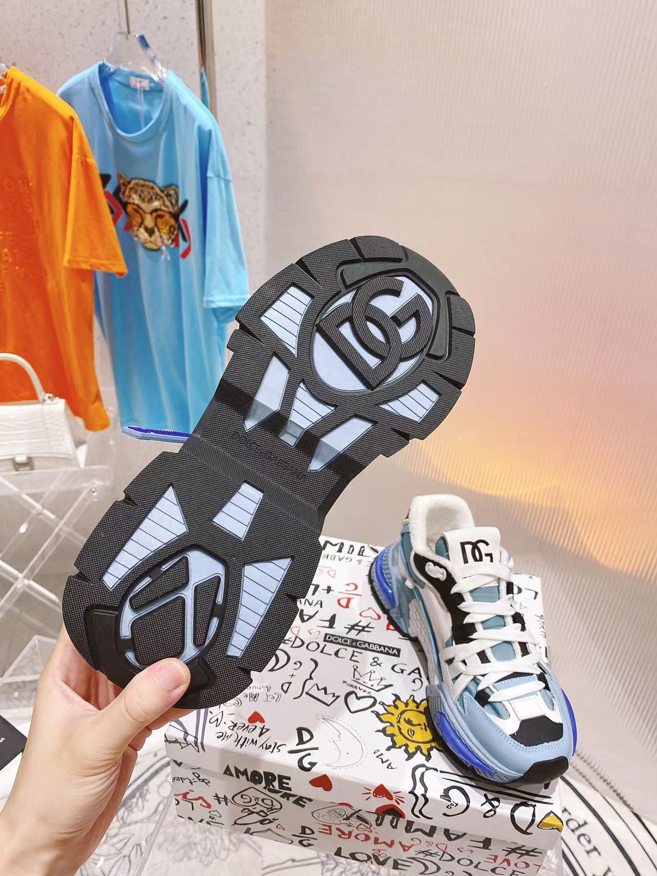 Bagsaaa Dolce & Gabbana Mixed Material Air Master Blue Sneakers