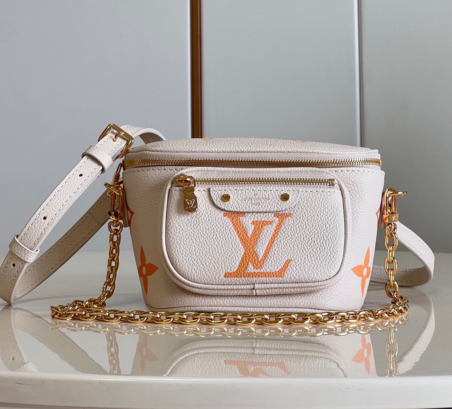 Bagsaaa L0vis Vvtt0n Mini Bumbag Yellow Monogram - 17x12x9.5cm 