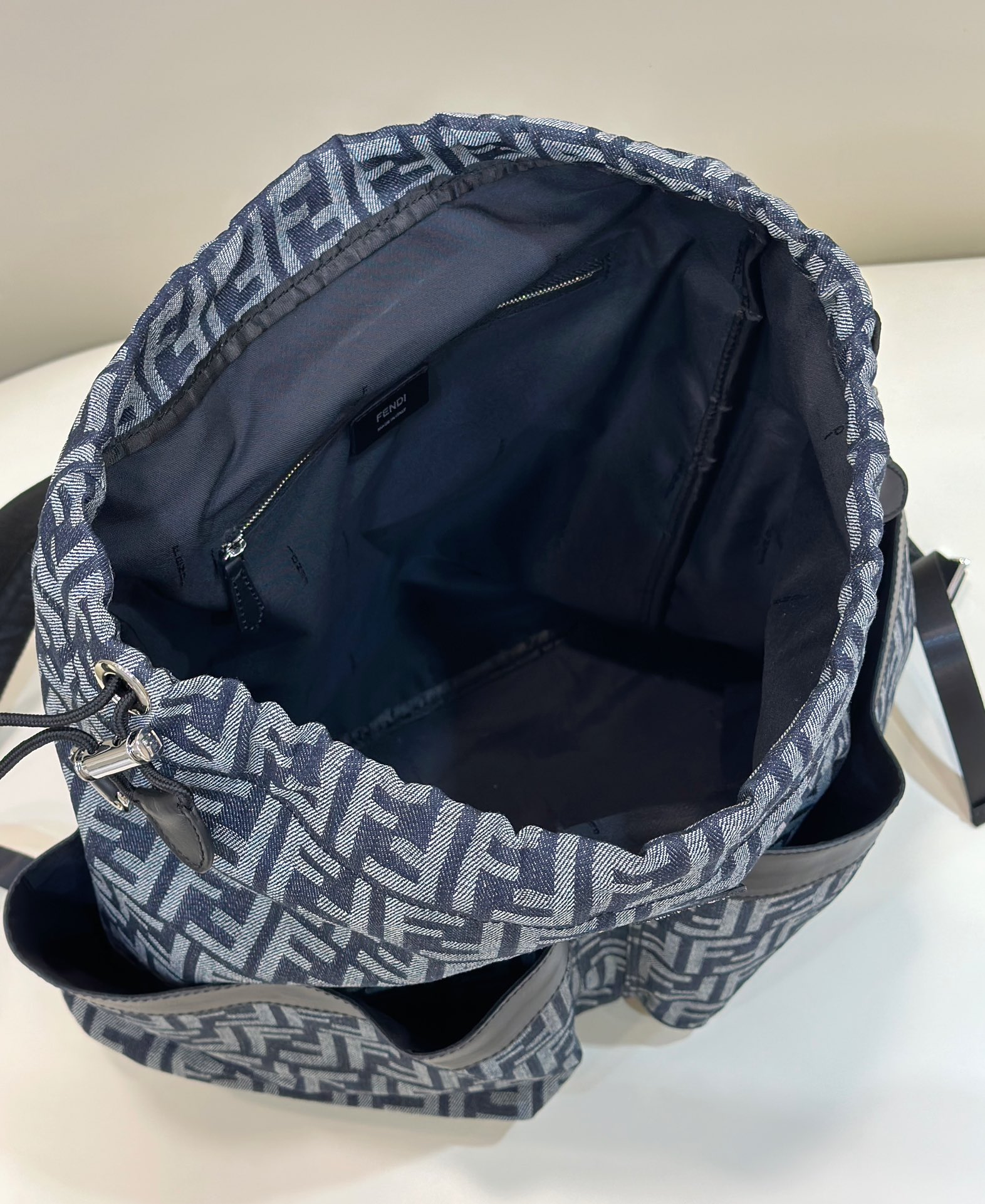 Bagsaaa F**di Black Strike Backpack In Denim With Jacquard Ff Monogram Large - 42*18*45CM