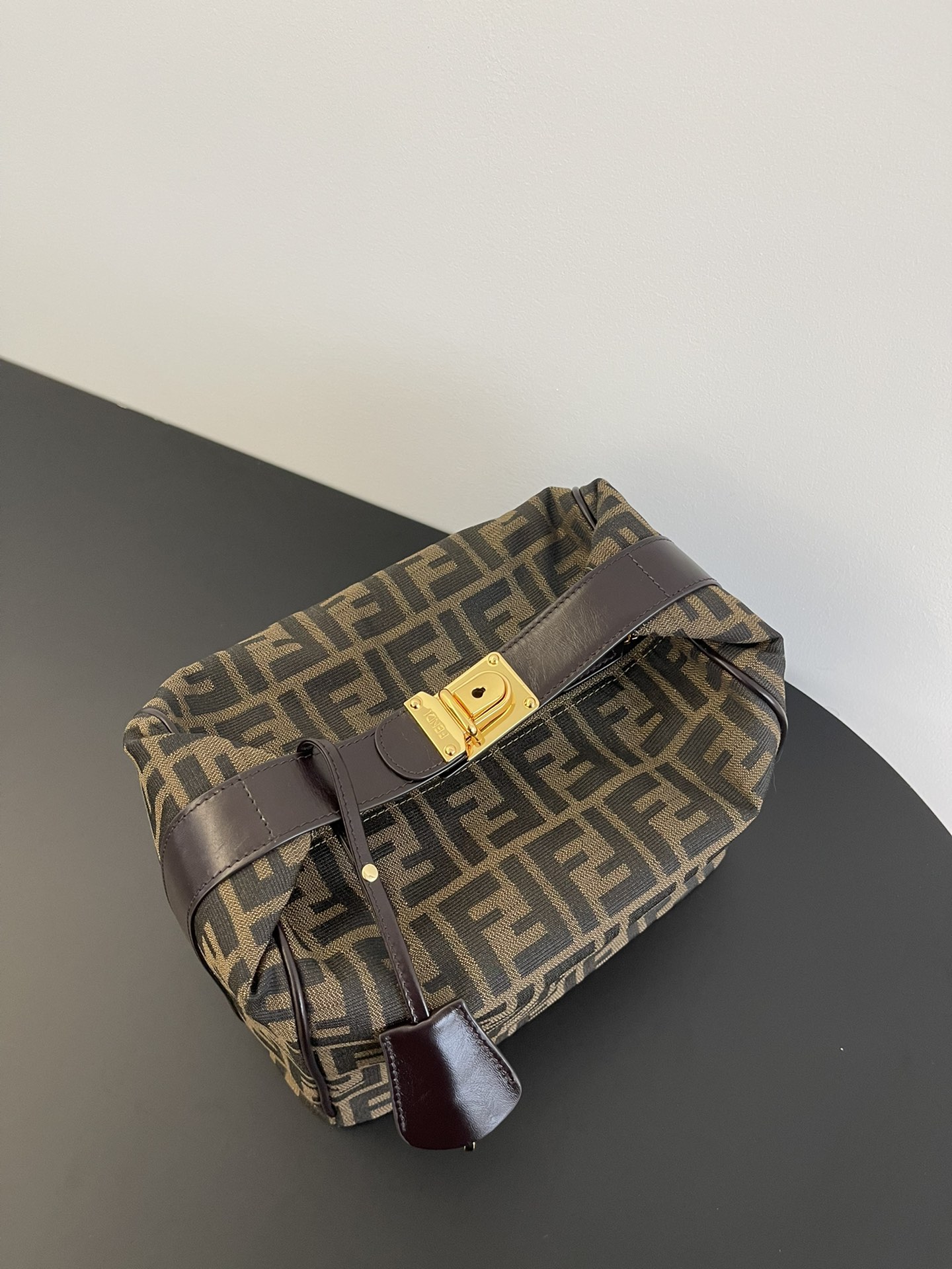Bagsaaa F**di Zucca Cosmetic Bag Tobacco - 25*15*17cm