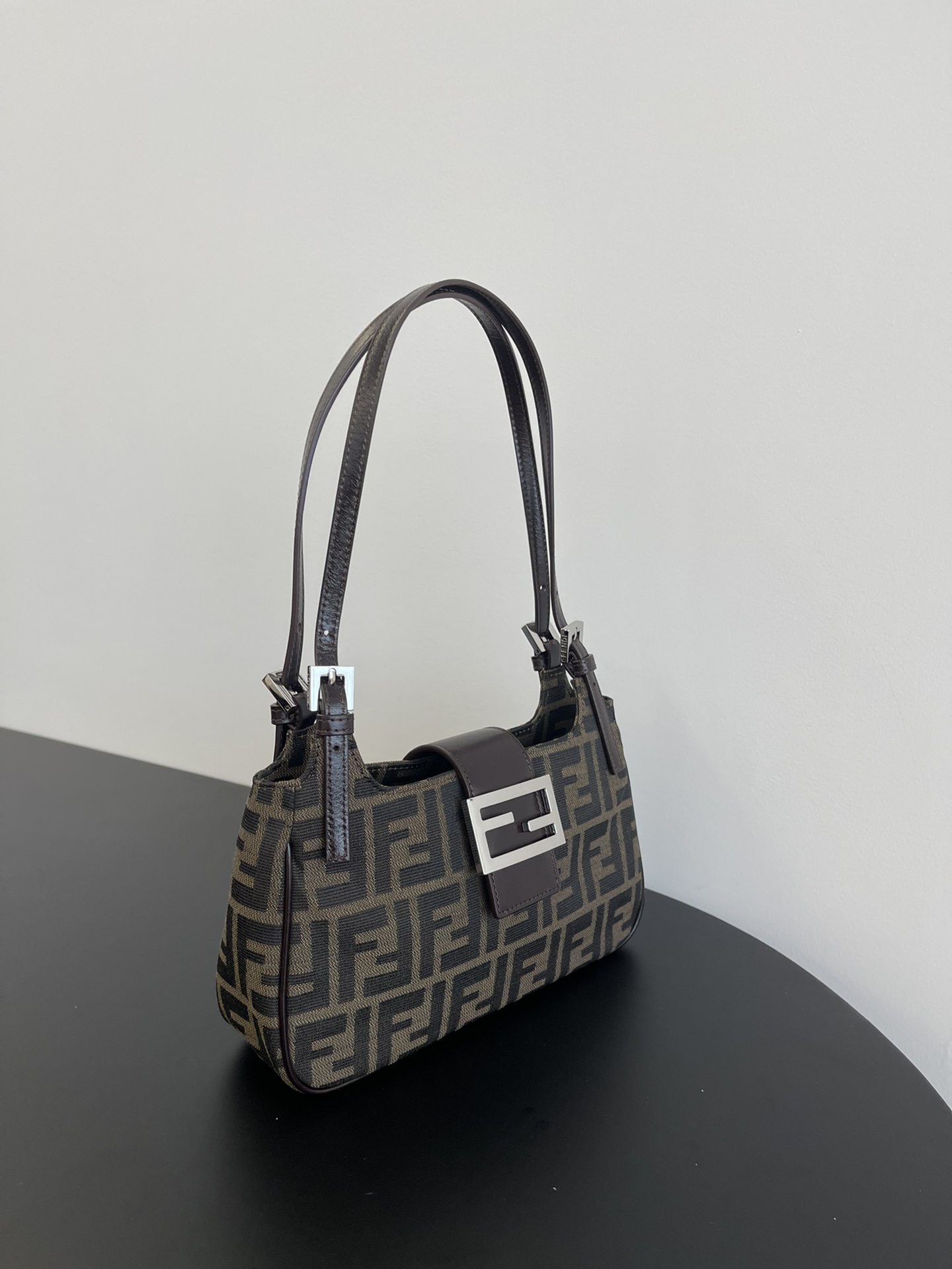 Bagsaaa F**di Vintage zucca baguette handbag - 24*13*6cm