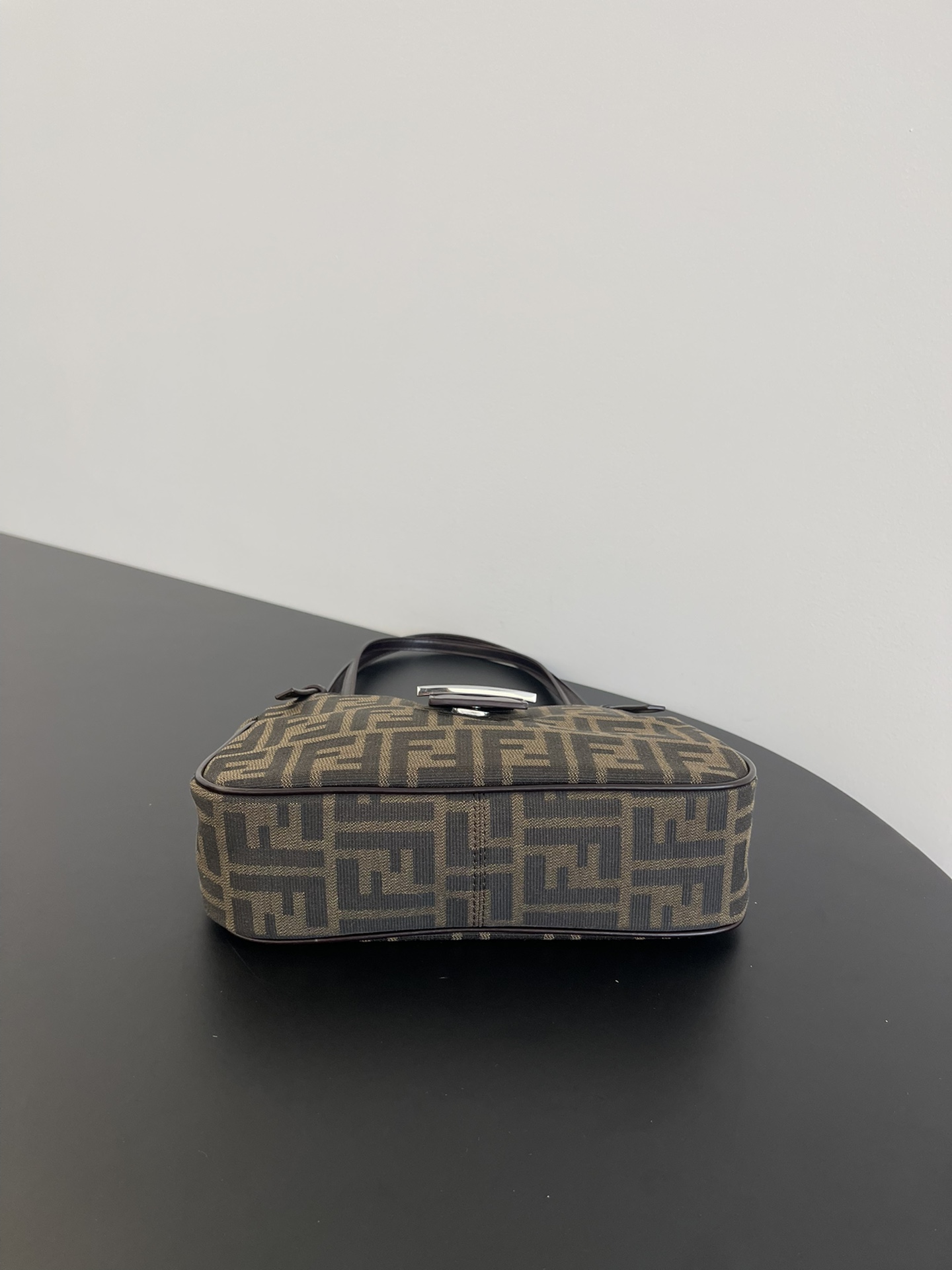 Bagsaaa F**di Vintage zucca baguette handbag - 24*13*6cm