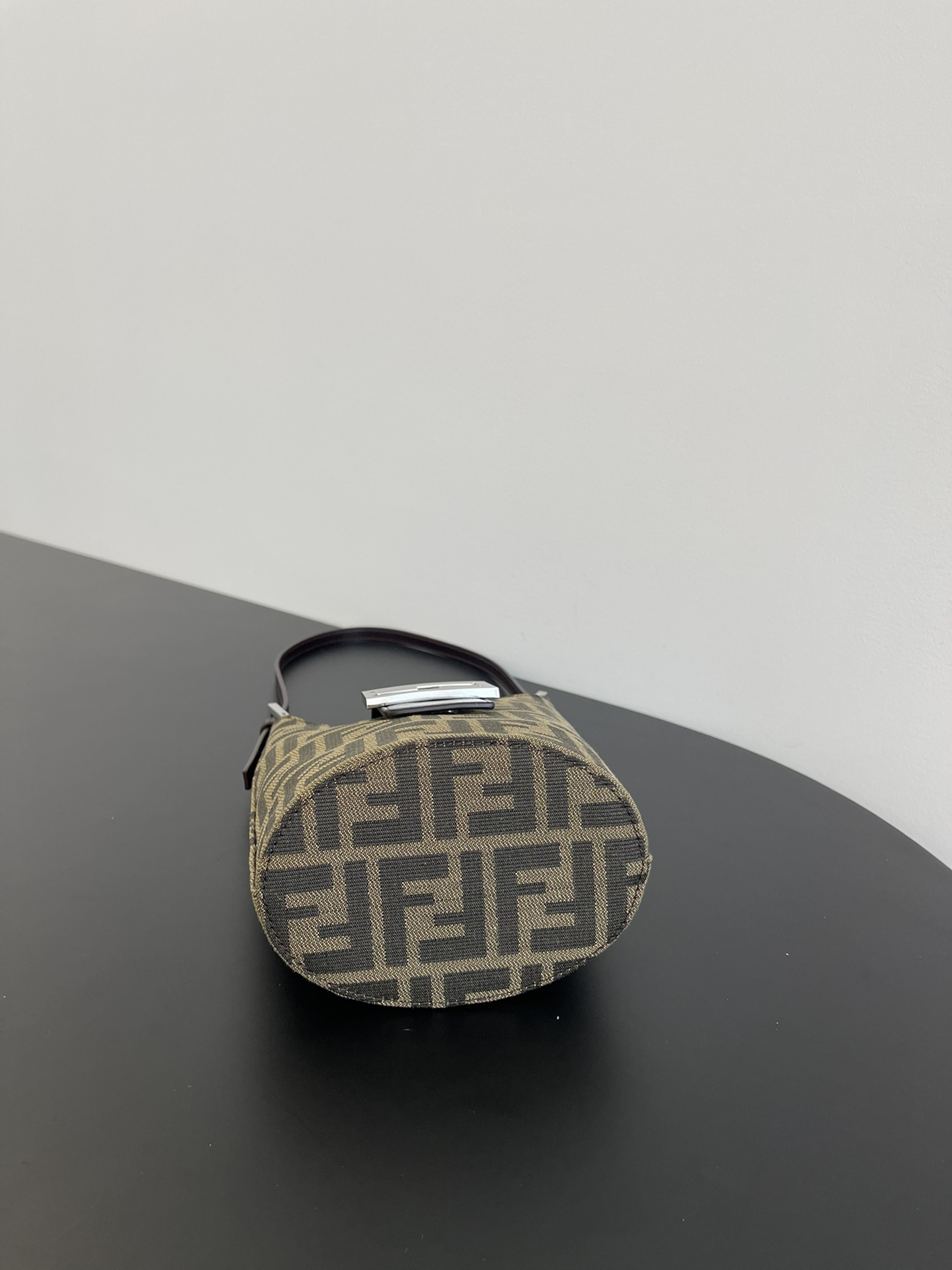 Bagsaaa F**di Hobo Zucca Mini Bag - 21*10*14cm