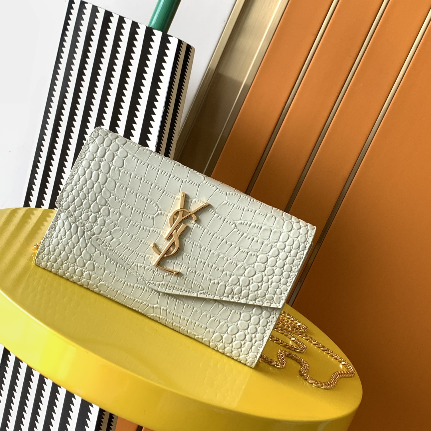 Bagsaaa Y51 Uptown Chain Wallet In Crocodile Embossed Shiny Leather White - 19 X 12 X 3 CM