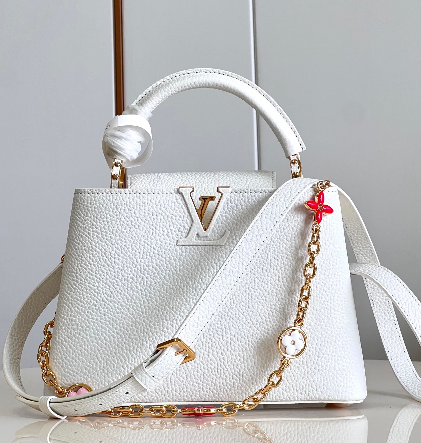Bagsaaa L0vis Vvtt0n Capucines BB White Flower Strap - 27 x 18 x 9 cm