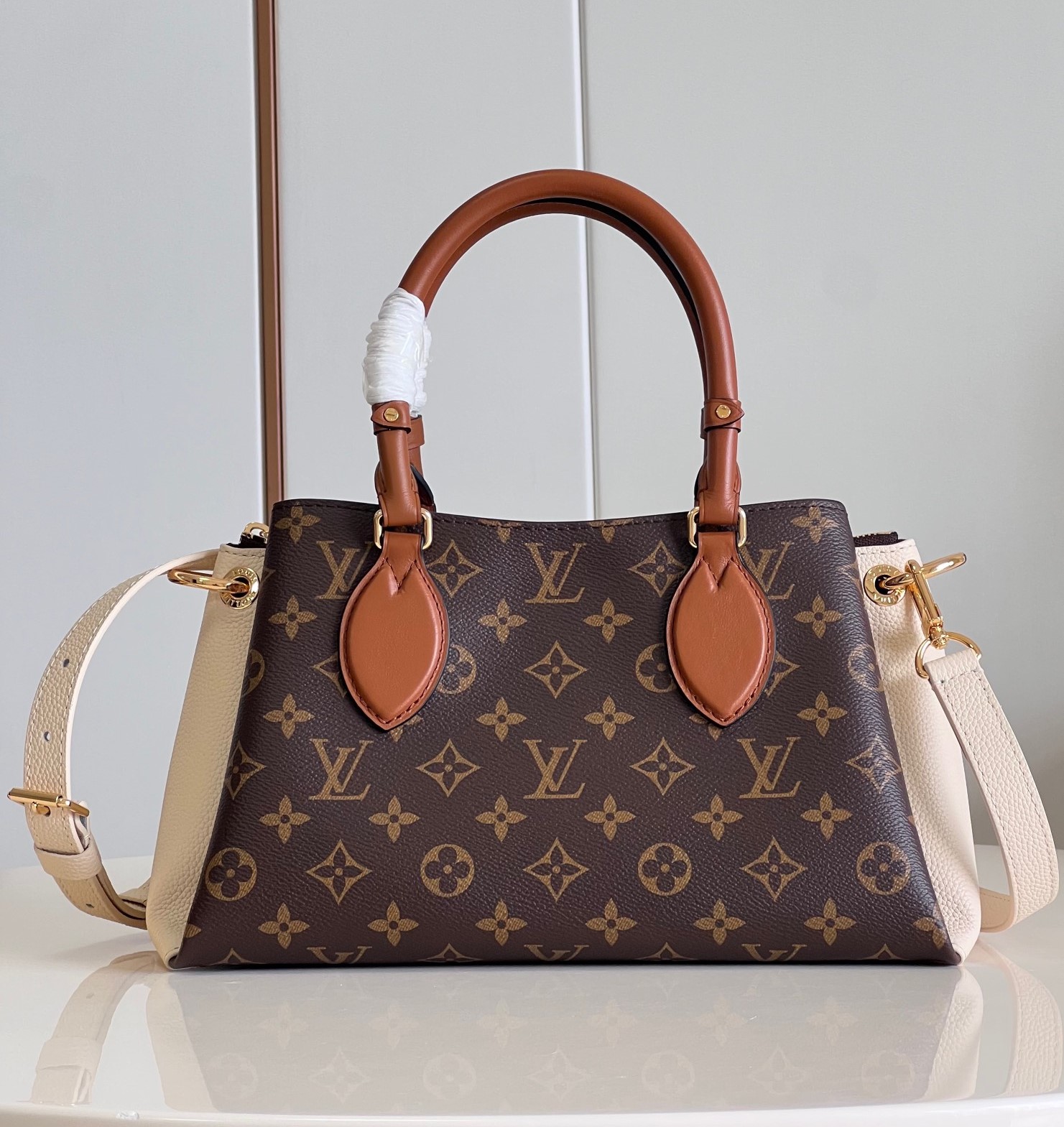 Bagsaaa L0vis Vvtt0n Opera BB Bag - 26x18x15cm