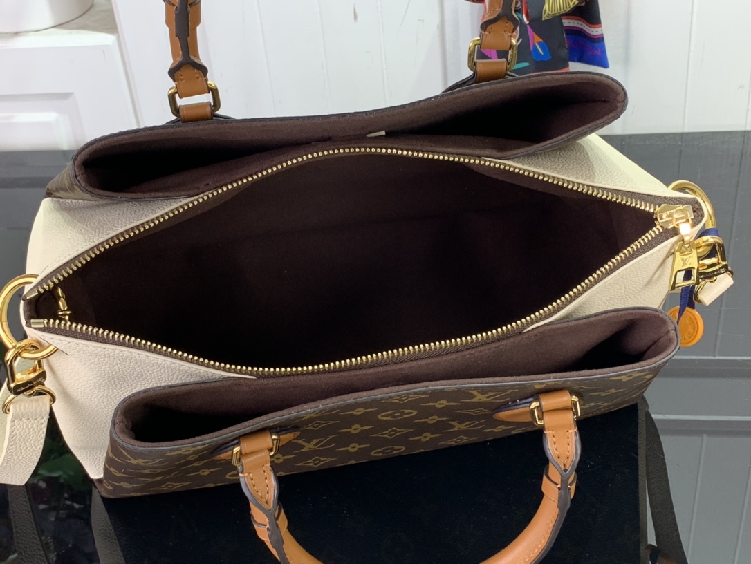 Bagsaaa L0vis Vvtt0n Opera MM White Bag - 36 x 22 x 18