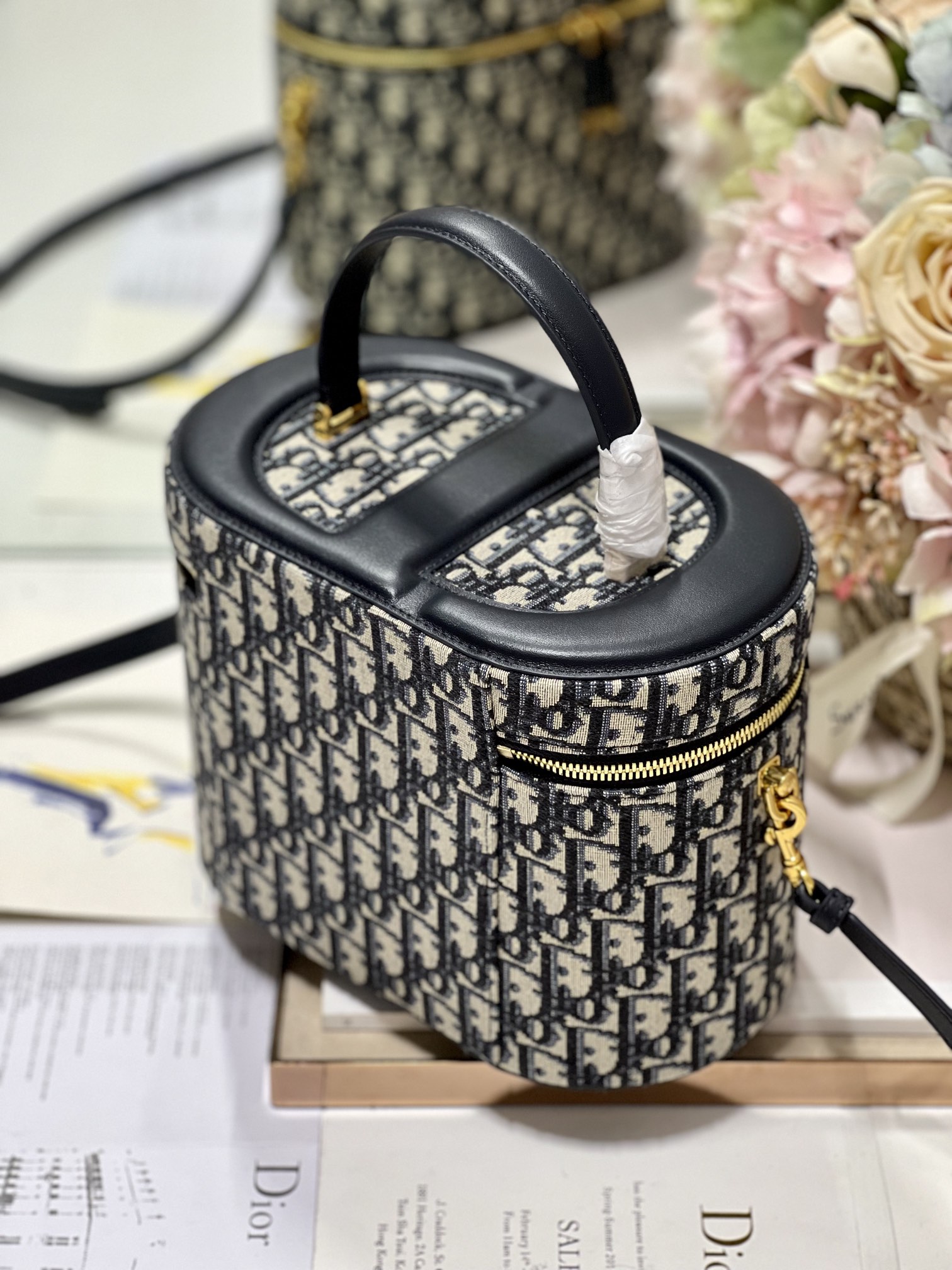 Bagsaaa D10r CD Signature Vanity Case Blue Oblique Jacquard - 24*14*18cm