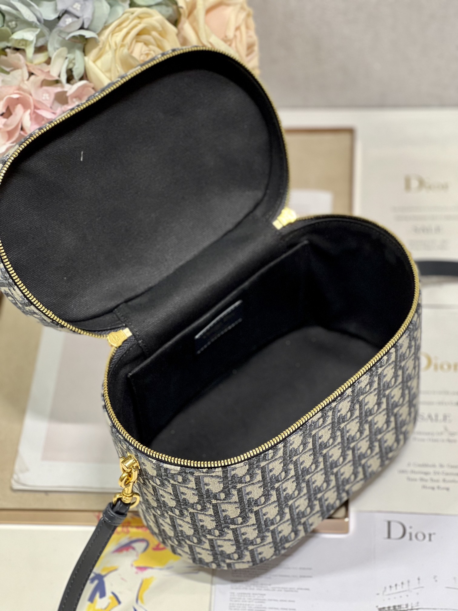 Bagsaaa D10r CD Signature Vanity Case Blue Oblique Jacquard - 24*14*18cm