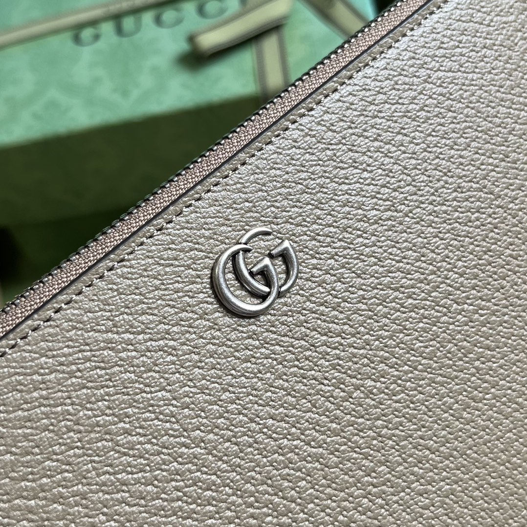 Bagsaaa Gvc*1 GG Marmont Pouch Taupe Leather - 30.5x 21x 1.5cm