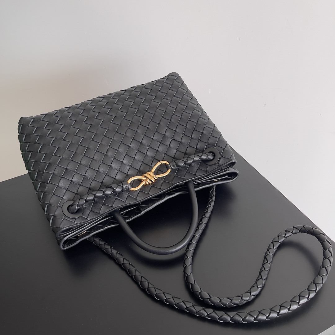 Bagsaaa B0tt*ga Ven*ta Medium Andiamo Black - 32x25x11cm
