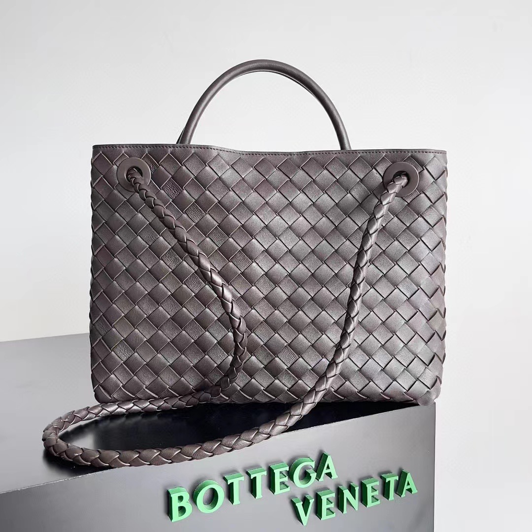 Bagsaaa B0tt*ga Ven*ta Medium Andiamo Fondant - 32x25x11cm
