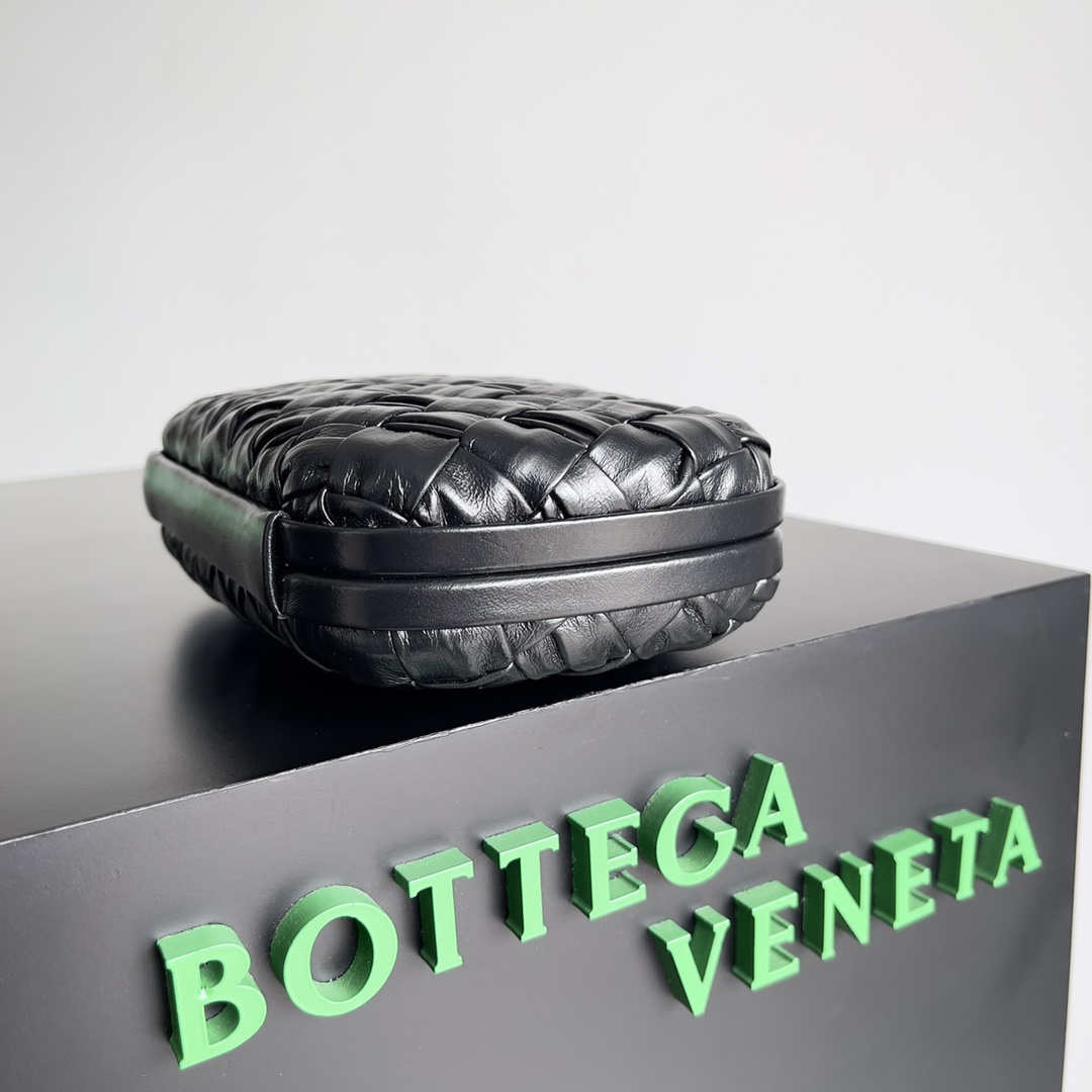 Bagsaa B0tt*ga Ven*ta Knot Black - 20x12x5.5cm