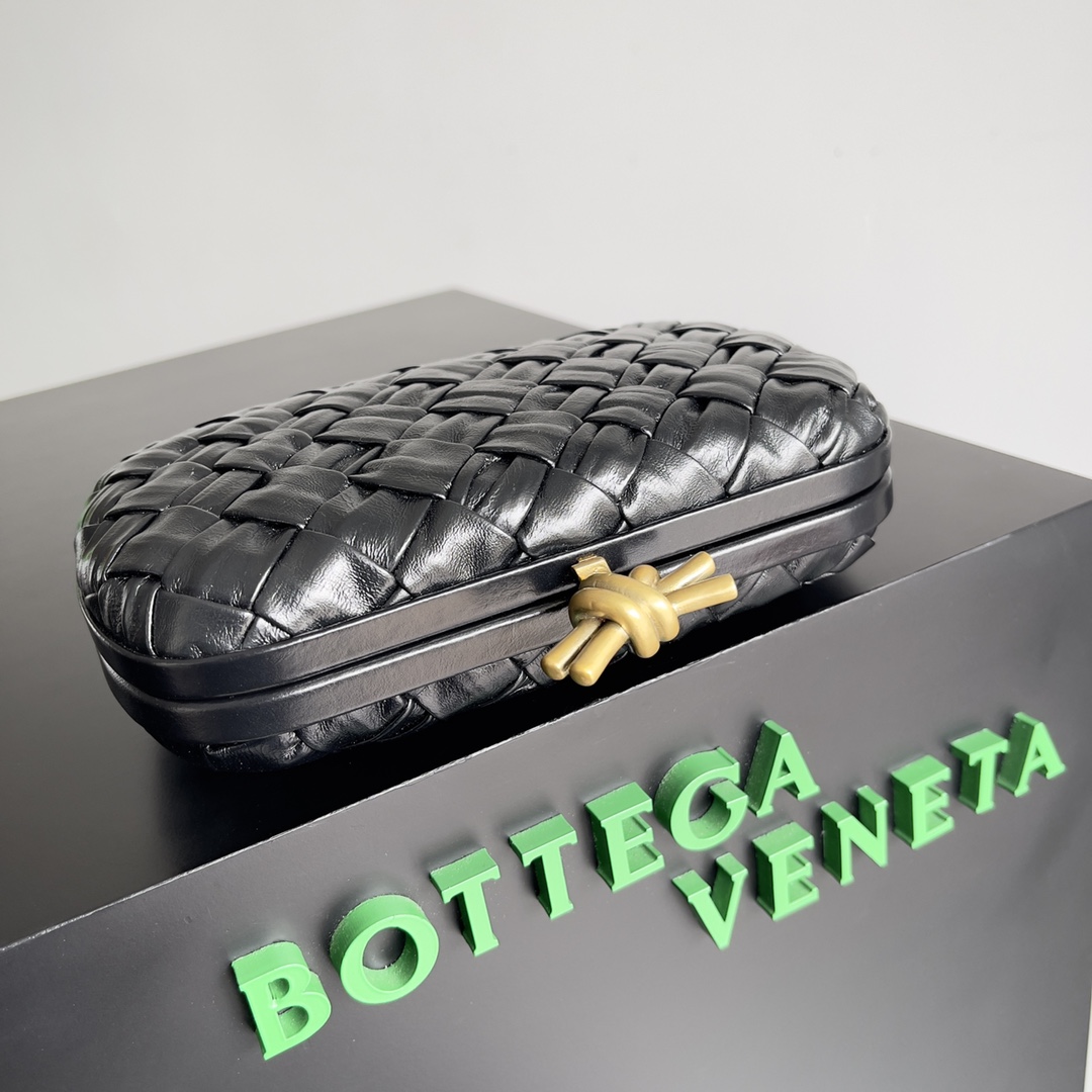 Bagsaa B0tt*ga Ven*ta Knot Black - 20x12x5.5cm
