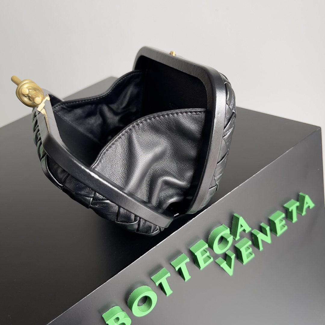Bagsaa B0tt*ga Ven*ta Knot Black - 20x12x5.5cm