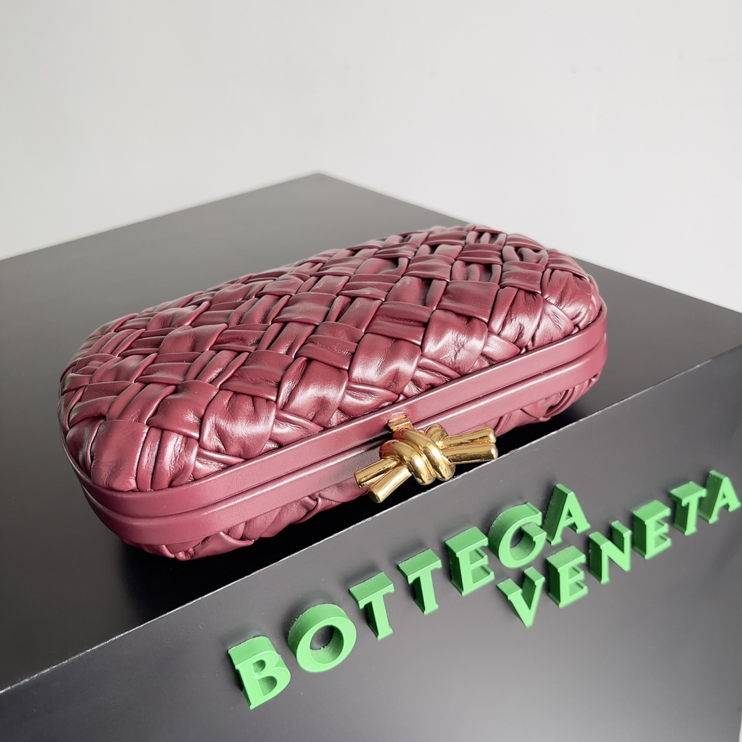 Bagsaa B0tt*ga Ven*ta Knot Burgundy - 20x12x5.5cm
