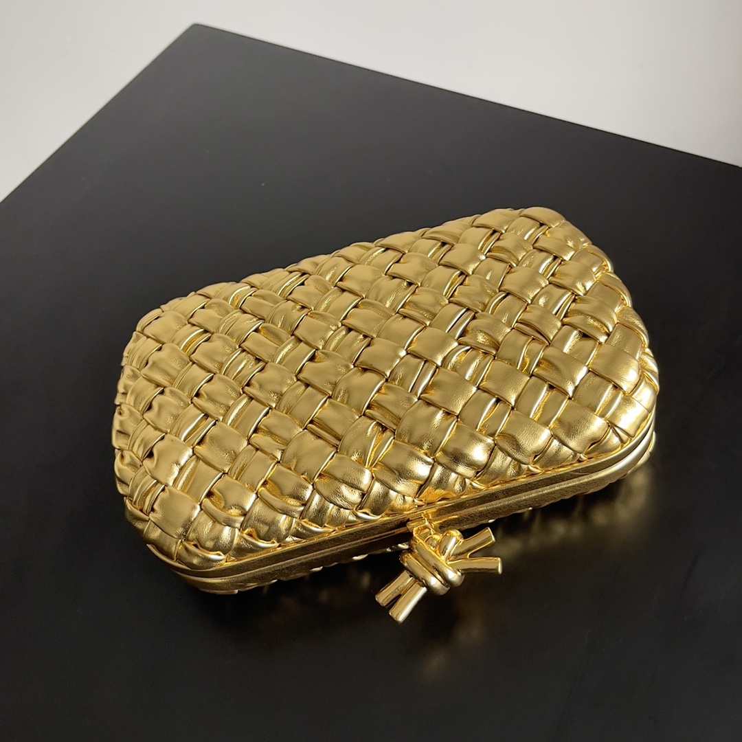 Bagsaa B0tt*ga Ven*ta Knot Gold - 20x12x5.5cm
