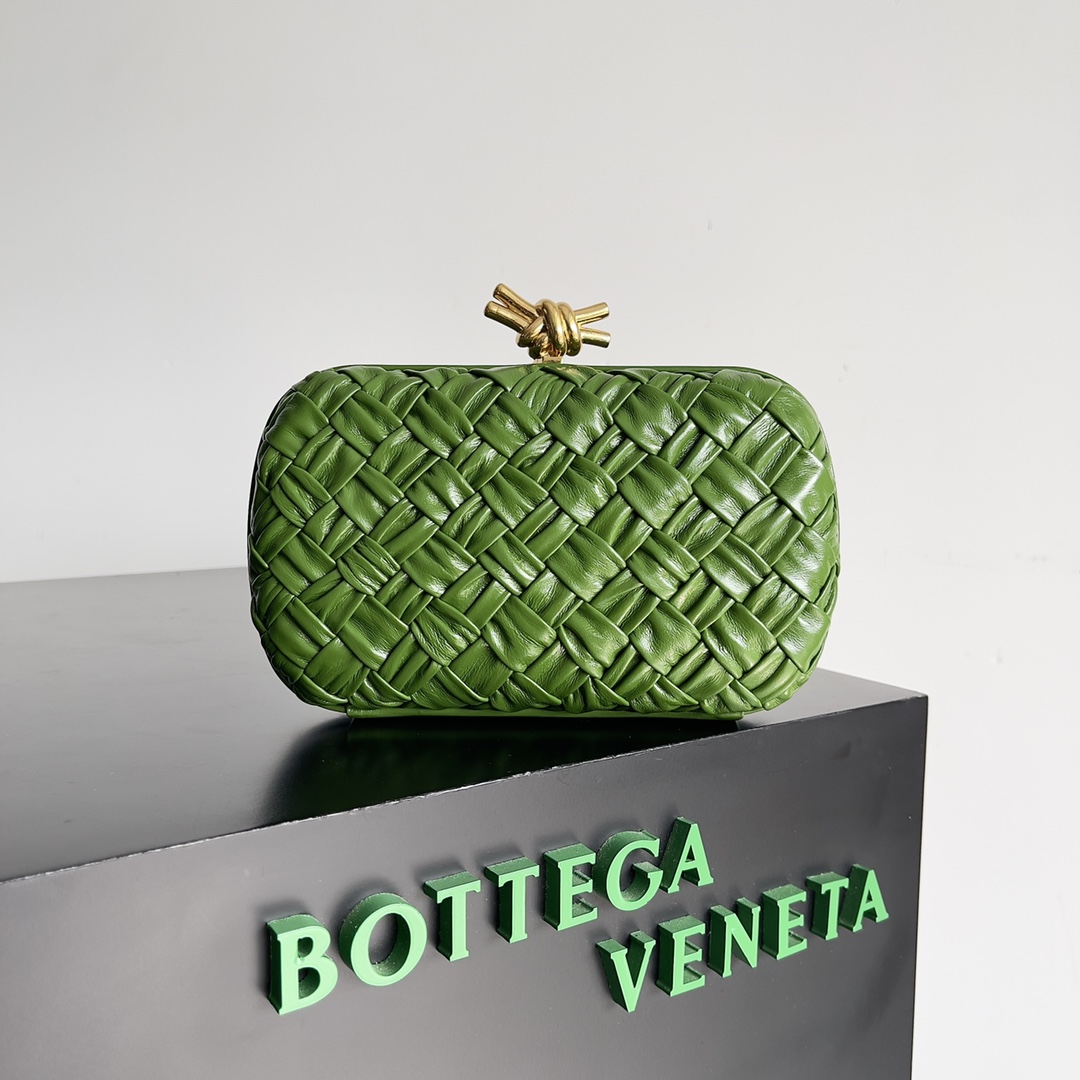 Bagsaa B0tt*ga Ven*ta Knot Green - 20x12x5.5cm