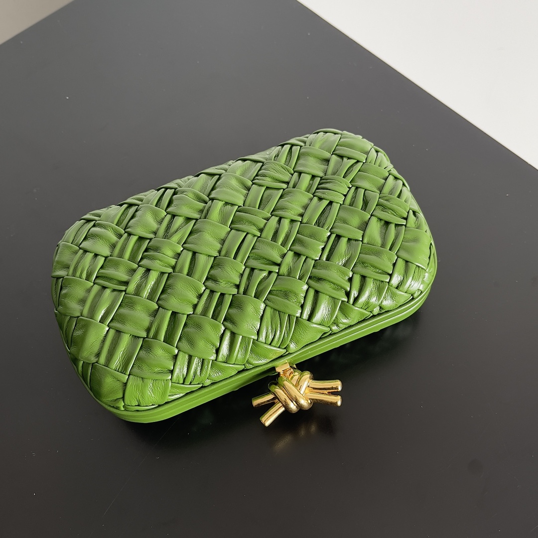Bagsaa B0tt*ga Ven*ta Knot Green - 20x12x5.5cm
