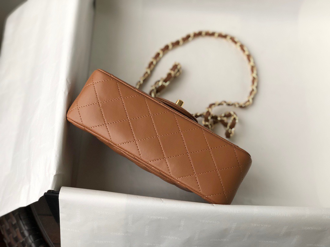 Bagsaaa Ch**el Flap Bag Brown Lambskin Leather Gold Hardware - 20cm