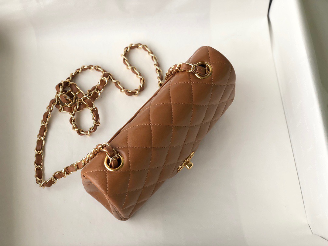 Bagsaaa Ch**el Flap Bag Brown Lambskin Leather Gold Hardware - 20cm