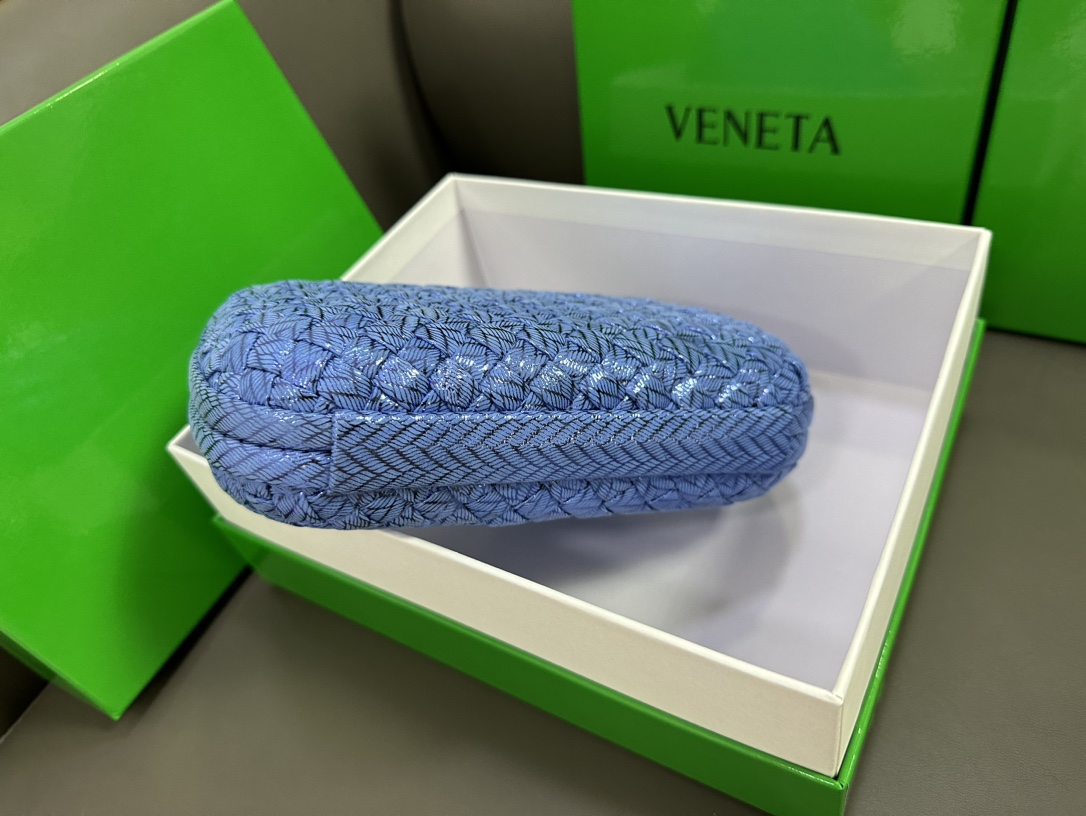 Bagsaa B0tt*ga Ven*ta Knot Blue - 20x12x5.5cm