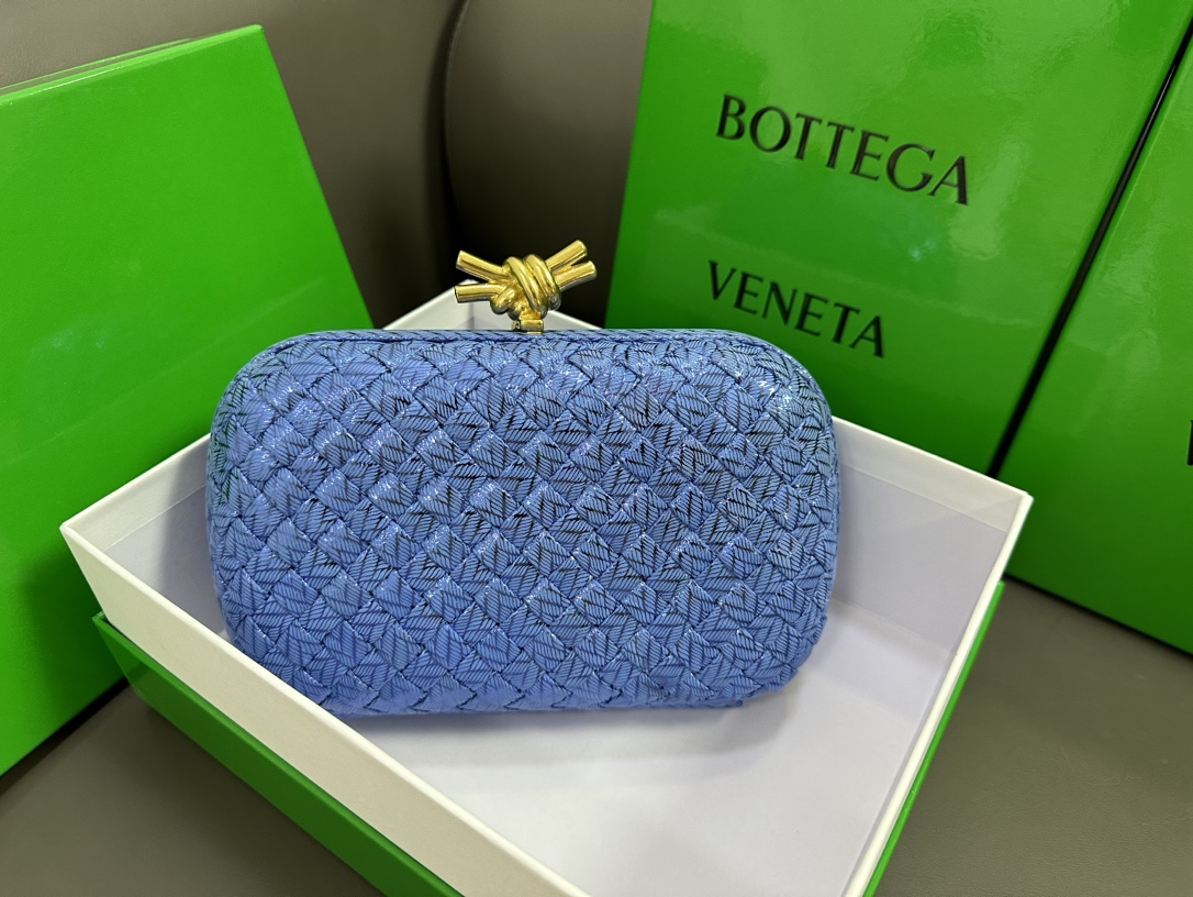 Bagsaa B0tt*ga Ven*ta Knot Blue - 20x12x5.5cm