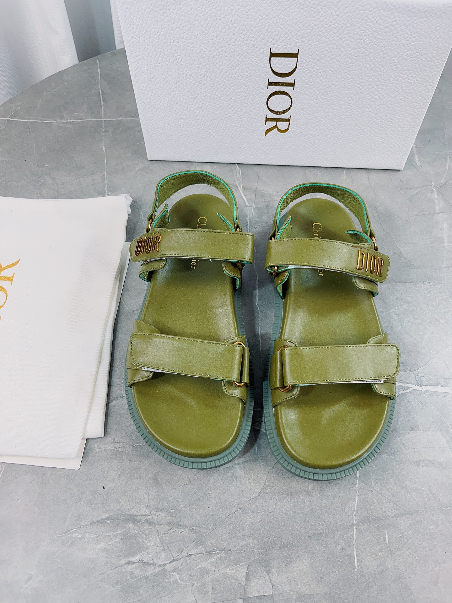 Bagsaaa D10r act sandal lambskin leather