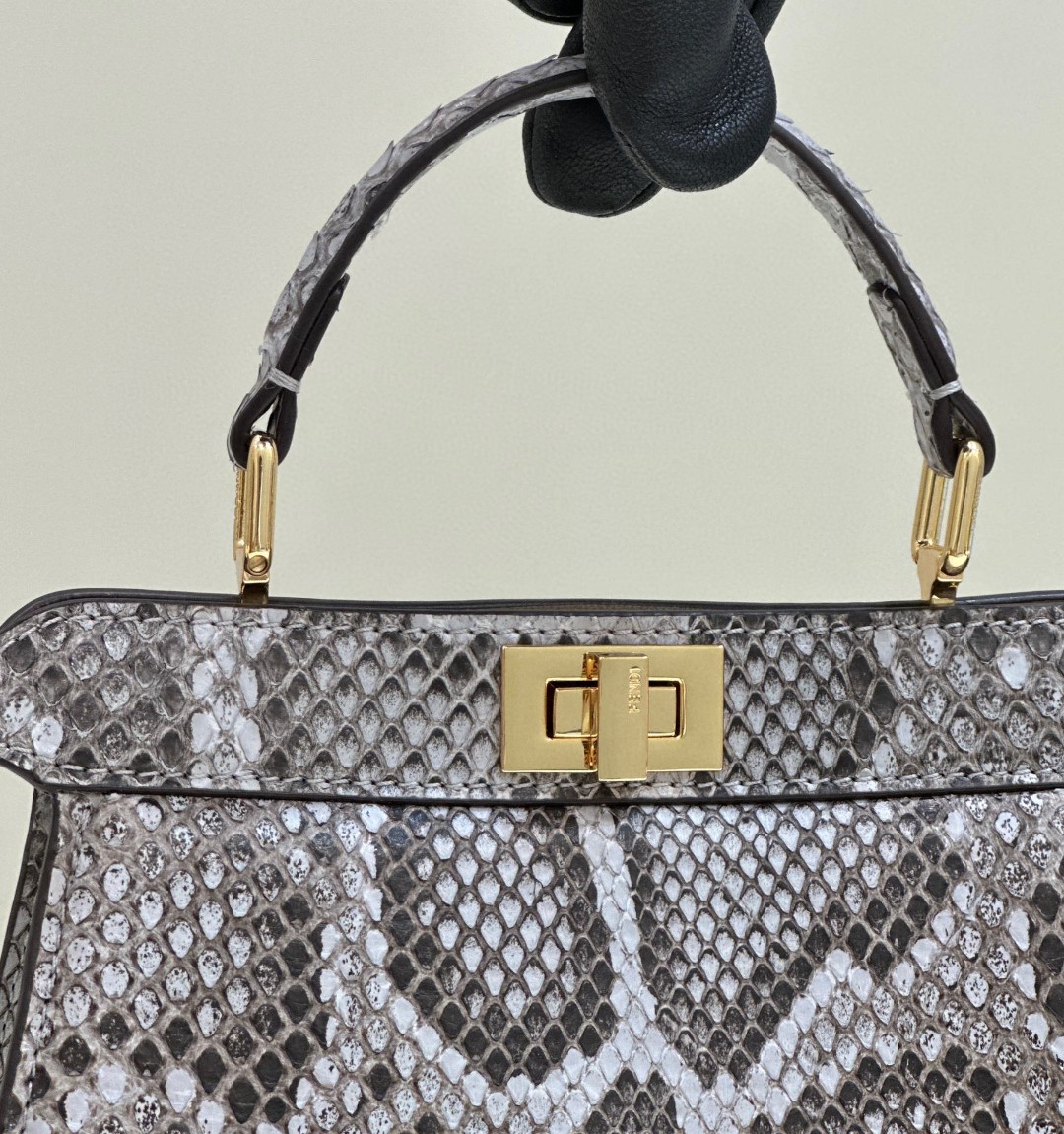 Bagsaaa Peekaboo ISeeU Petite Natural python leather bag -21*11*16cm